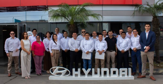 Hyundai Perú entrega flota de vehículos i20 a EuroRenting para fortalecer operaciones de ULMA Encofrados a nivel nacional