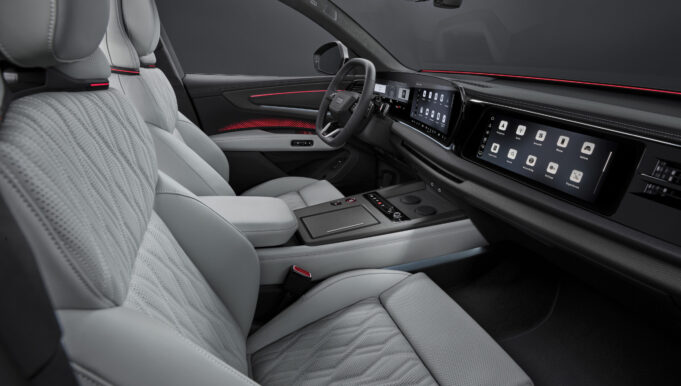 Un primer vistazo al interior del nuevo Audi Q9: elegancia, amplitud y confort premium que llegaría a Perú en el 2027