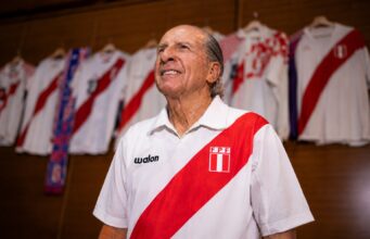 Conoce las camisetas más legendarias de Perú en los Mundiales