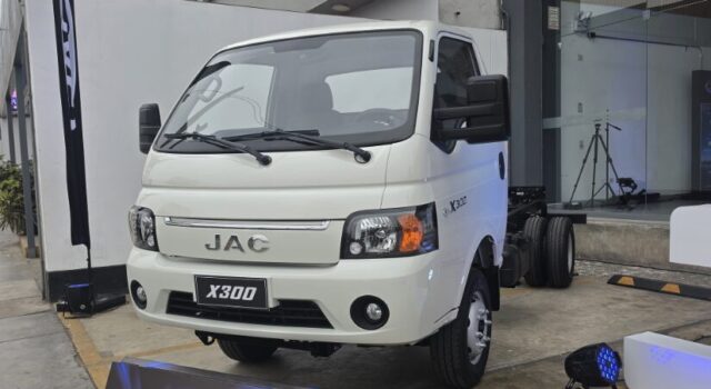 JAC Motors presenta el nuevo camión ligero X300, mayor torque y largo carrozable del segmento
