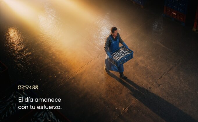 Hyundai Camiones & Buses reconoce el esfuerzo que comienza antes del amanecer en su campaña por el Día del Trabajo