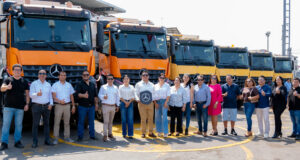 RENTANOR fortalece su capacidad operativa con la incorporación de 20 camiones Mercedes-Benz Arocs entregados por Divemotor