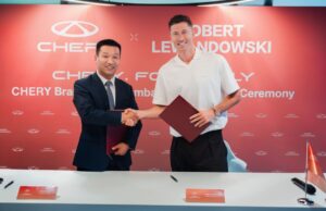 Chery presenta a Robert Lewandowski, leyenda del fútbol mundial, como su nuevo embajador global de marca.