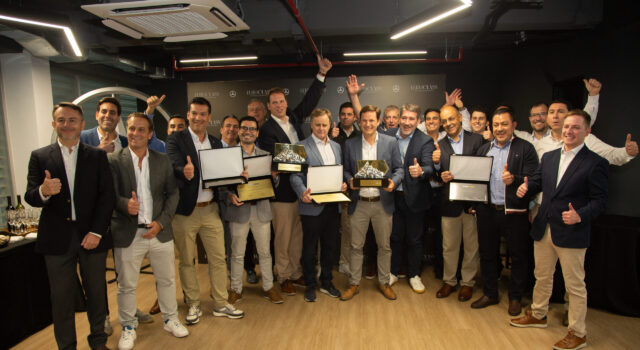 Divemotor obtiene la Certificación EliteClass Oro en Buses y Camiones, el máximo reconocimiento otorgado por Daimler Truck Latin America