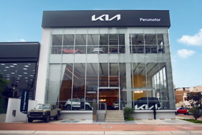 KIA ELEVA SU EXPERIENCIA DE MARCA CON NUEVA TIENDA EN MIRAFLORES