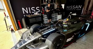 Primeras impresiones de Oliver Rowland sobre el coche Nissan Formula E GEN4