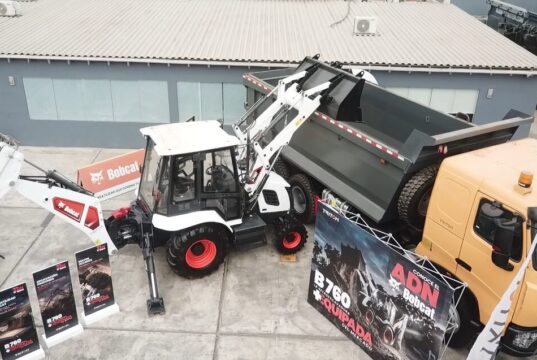 Renovada Bobcat B760 refuerza la línea de maquinaria para construcción | Triton