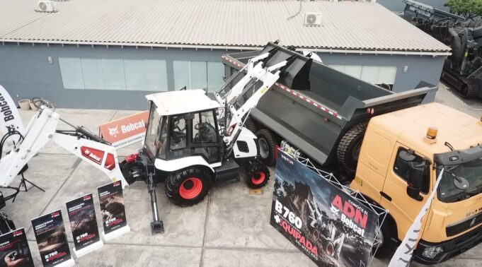 Renovada Bobcat B760 refuerza la línea de maquinaria para construcción | Triton