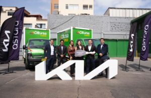 Kia impulsa su crecimiento en el sector corporativo con la entrega de una nueva flota a Oltursa