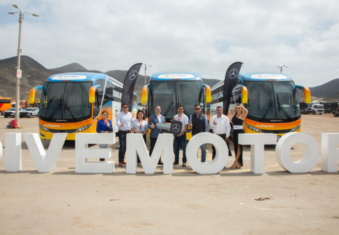 Divemotor entrega tres buses Mercedes-Benz O500 RS 1945 a Insta Bus para reforzar sus rutas hacia el norte chico