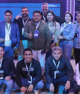 Divemotor acerca a sus clientes a la innovación de Mercedes-Benz en LAT.BUS 2026