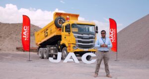 JAC Volquete de 15 m³ demuestra su desempeño en una cantera de Arequipa