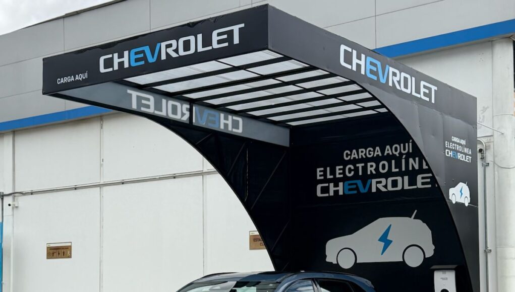Chevrolet amplía su infraestructura de carga para vehículos electrificados a través de su red de concesionarios