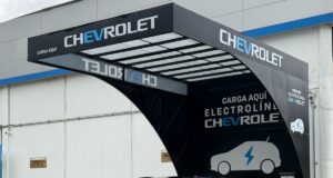 Chevrolet amplía su infraestructura de carga para vehículos electrificados a través de su red de concesionarios