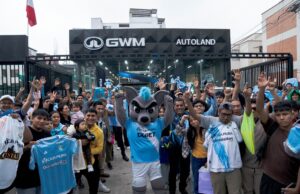 GWM lleva la experiencia de Sporting Cristal a su nueva tienda en Autoland Surco con la ‘Firma Celeste’