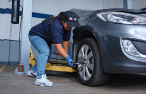 Terpel abre inscripciones a taller gratuito de mecánica automotriz para mujeres del Callao