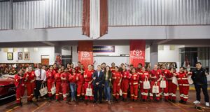 Más vehículos electrificados en las calles: Bomberos refuerzan su preparación técnica