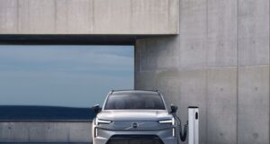 Volvo EX90: El vehículo premium que se vuelve más inteligente con el tiempo