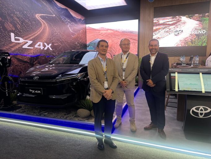 Toyota del Perú presenta en Expomina 2026 la Hilux y la bZ4X, dos propuestas para las nuevas necesidades de movilidad en minería