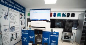 Mitsui inaugura su nuevo laboratorio de color y sistema de iluminación LED