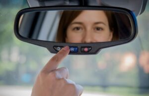 Conectividad inteligente: 5 herramientas para monitorear, localizar y controlar tu auto a distancia