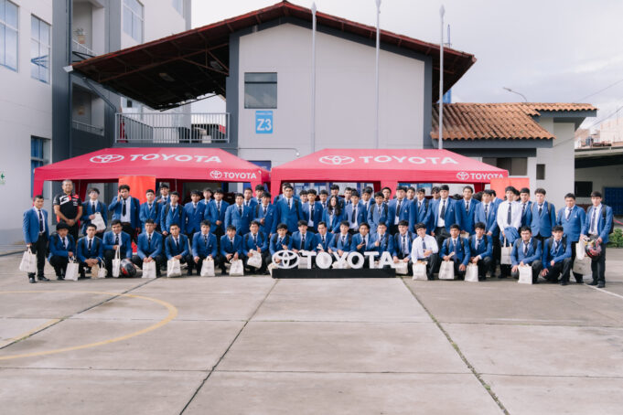 Cajamarca da nuevos pasos en su transición hacia una movilidad sostenible junto a Toyota del Perú