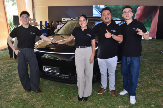 DFSK Perú cumple 20 años y lo celebra con el lanzamiento de la E5 Plus, su nueva SUV híbrida enchufable de tres filas.