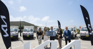 Kia Perú fortalece su negocio corporativo con la entrega de 25 Kia Towner a Llamagas