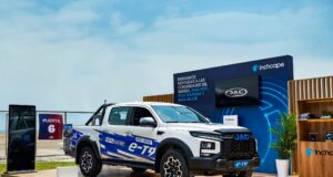JAC Motors refuerza su apuesta por la electromovilidad con su pickup E-T9 4×4 100% eléctrica en la Cumbre Perú Sostenible 2026