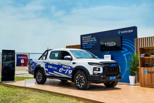 JAC Motors refuerza su apuesta por la electromovilidad con su pickup E-T9 4×4 100% eléctrica en la Cumbre Perú Sostenible 2026