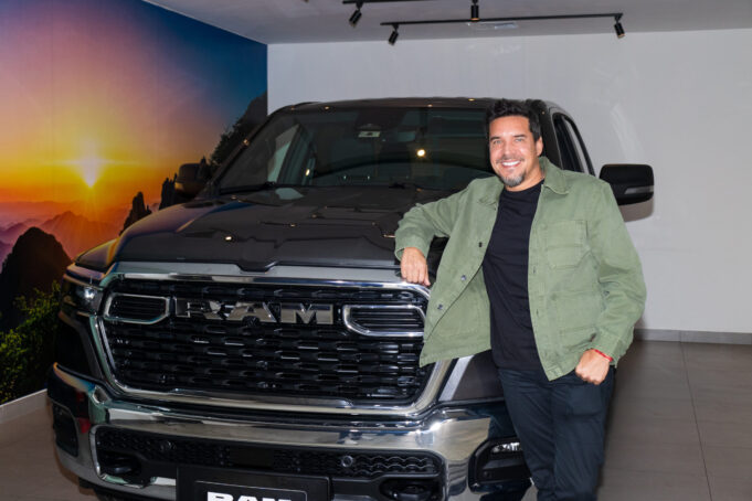 RAM presenta a Gabriel Calvo como nuevo embajador de la RAM 1500 Bighorn