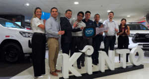 Toyota del Perú realiza la entrega de siete Hilux a APTIM mediante KINTO One Fleet