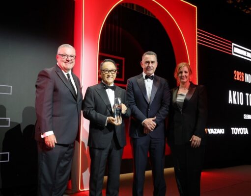 Akio Toyoda ingresa al Automotive Hall of Fame y destaca la colaboración para el futuro de la industria automotriz