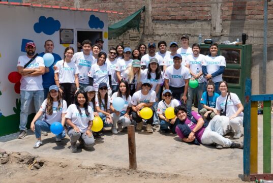Ford Perú y TECHO mejoran un espacio educativo inicial en San Juan de Lurigancho