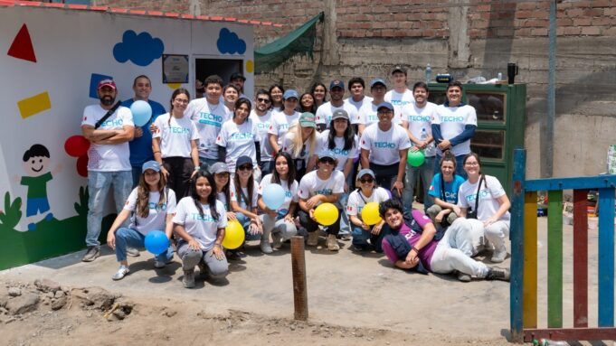 Ford Perú y TECHO mejoran un espacio educativo inicial en San Juan de Lurigancho