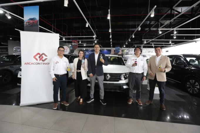 Arca Continental en Perú incorpora nuevas unidades Renault a su flota corporativa